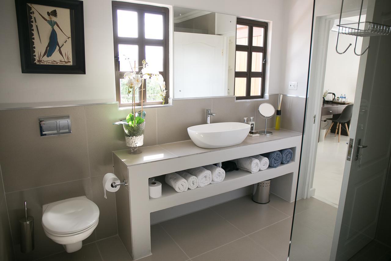 Christofphs Bed & Breakfast Bonnievale Luaran gambar